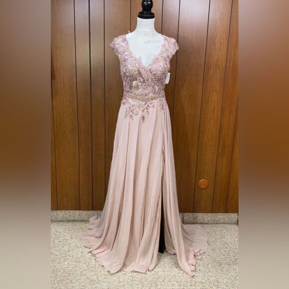 Mac Duggal Embellished Cap-Sleeve Tulle Gown size 6 - Picture 4 of 12